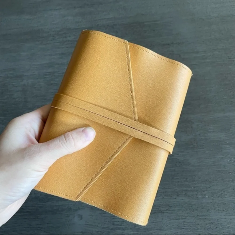 Glass Ladder And Co Light Brown Tan Portfolio Case Wallet